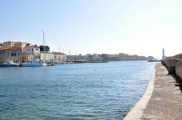 Kydonia Rooms Chania  ภายนอก รูปภาพ