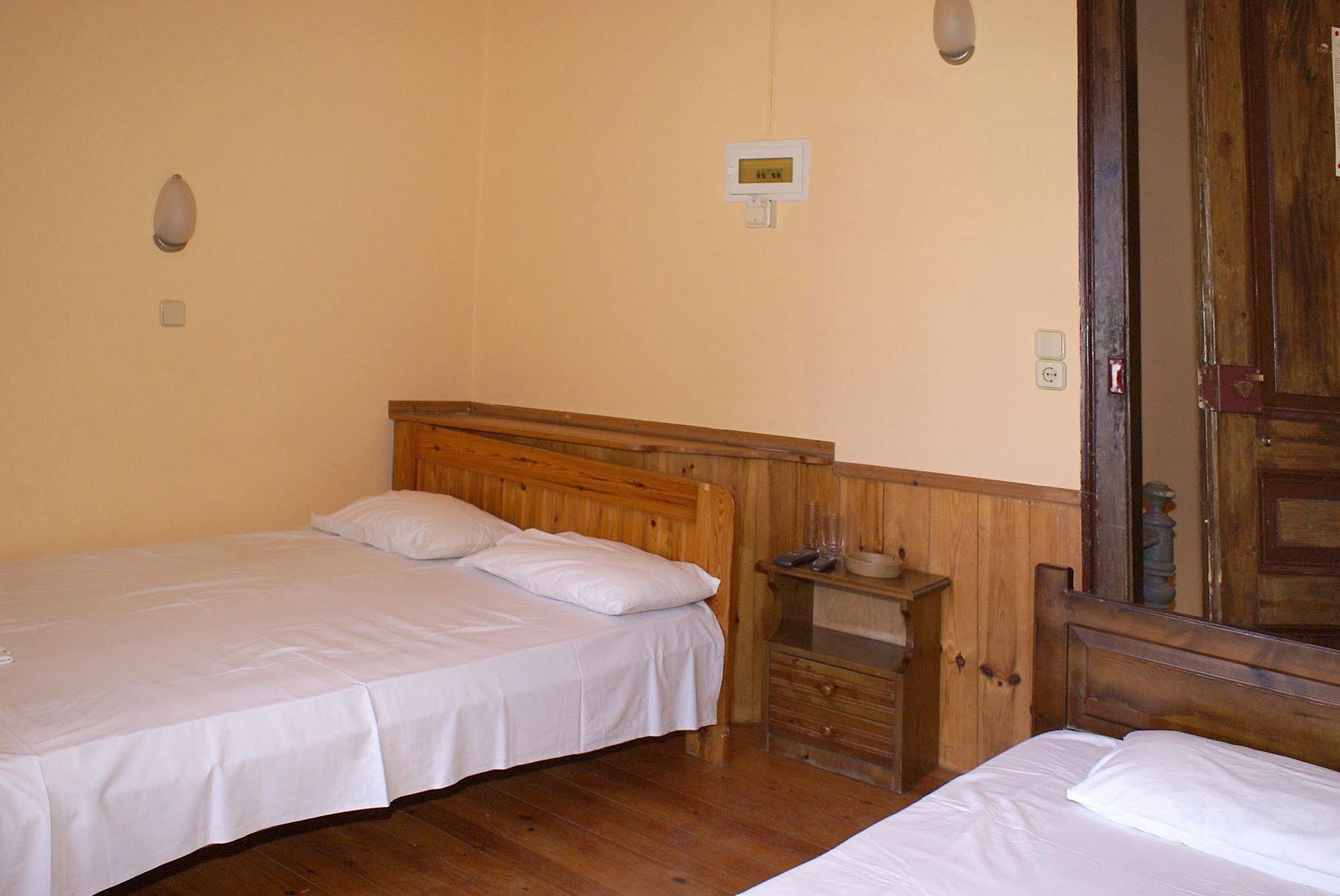 Kydonia Rooms Chania  ภายนอก รูปภาพ