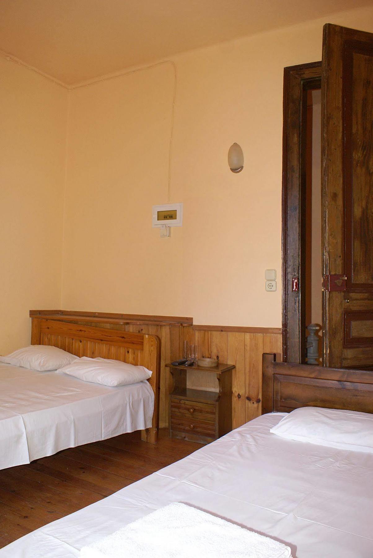 Kydonia Rooms Chania  ภายนอก รูปภาพ