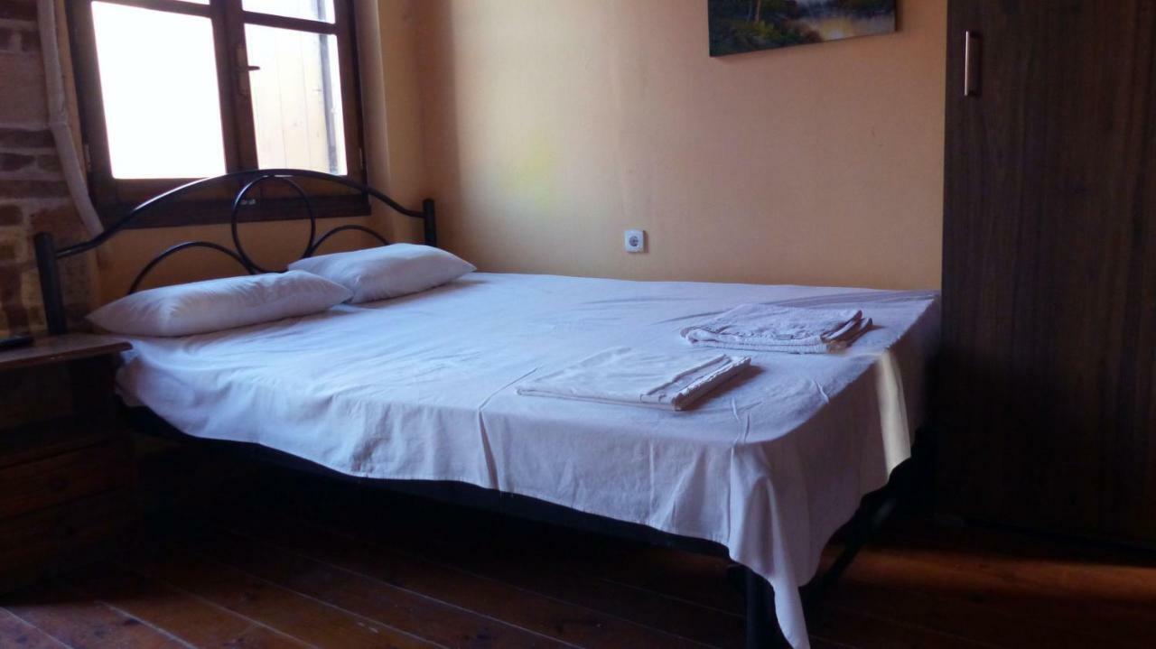 Kydonia Rooms Chania  ภายนอก รูปภาพ